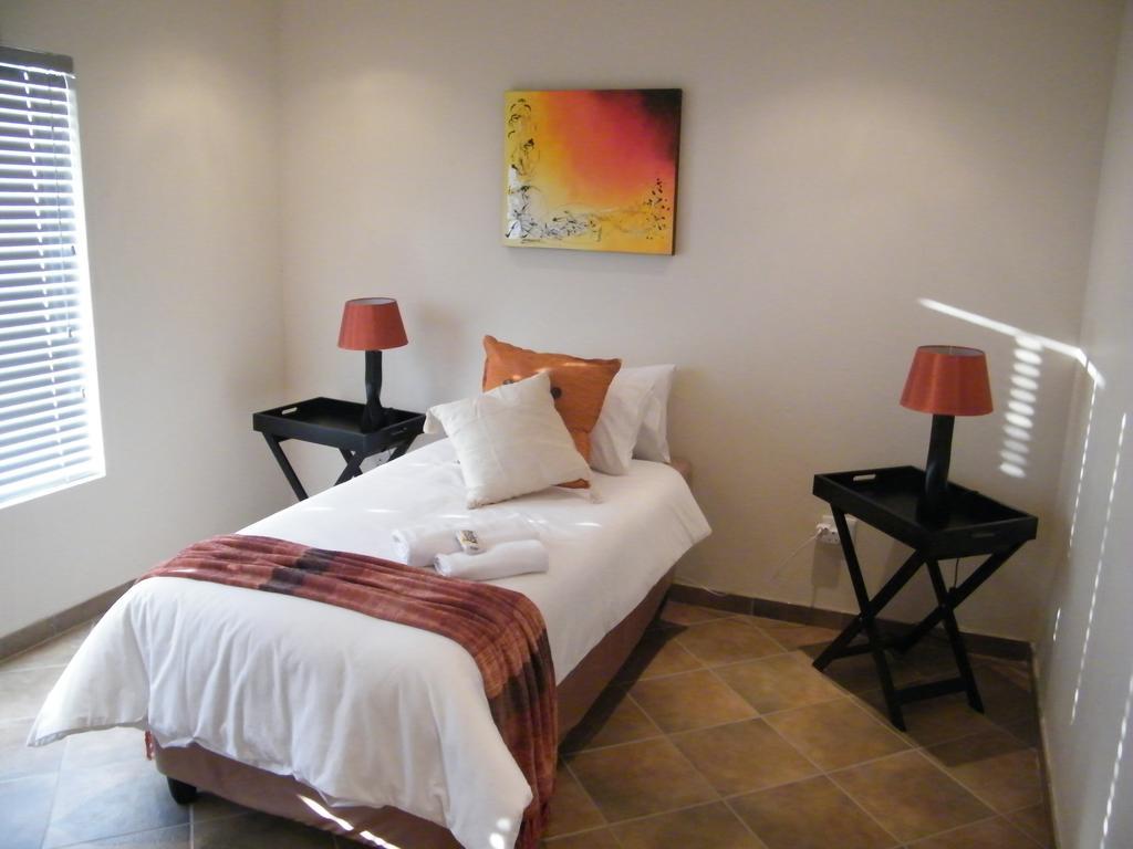 Airport Lodge Guest House Kempton Park Oda fotoğraf