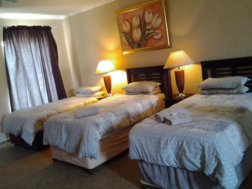 Airport Lodge Guest House Kempton Park Oda fotoğraf