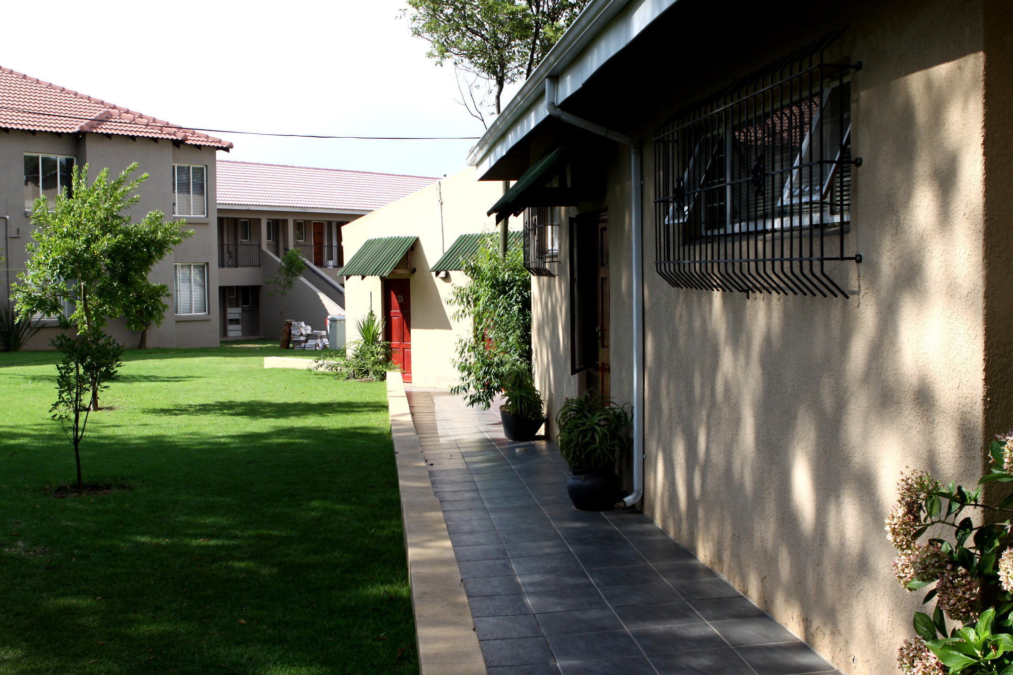 Airport Lodge Guest House Kempton Park Dış mekan fotoğraf
